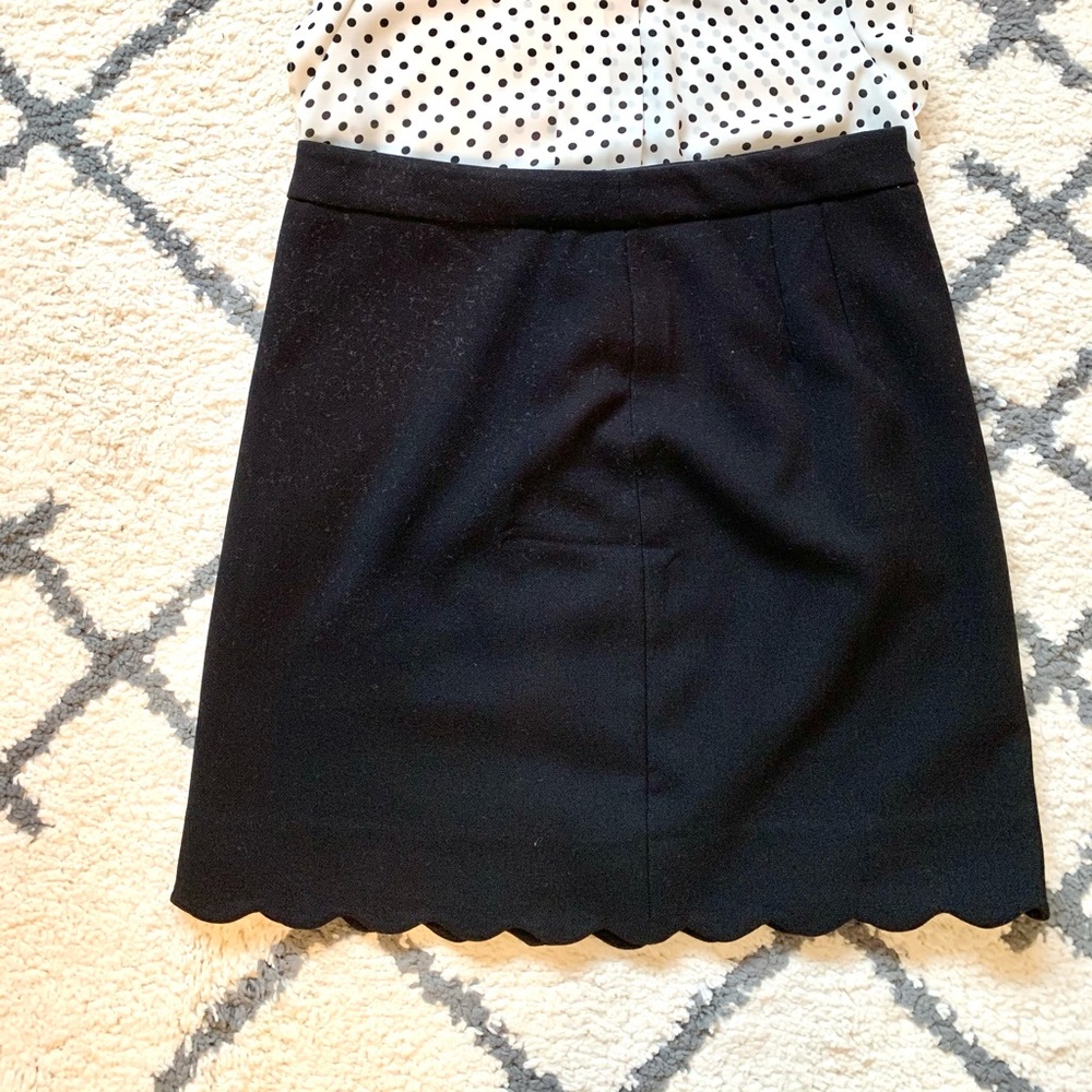 〰️ LOFT - Scalloped skirt 〰️